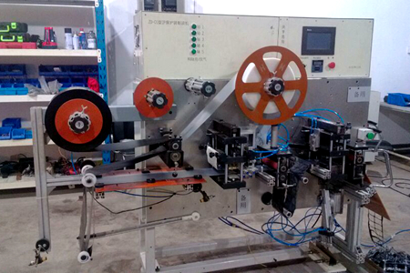 IP保护袋自动成型机